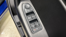 Renault Captur 1.3 TCE 140 Iconic 5dr EDC Petrol Hatchback